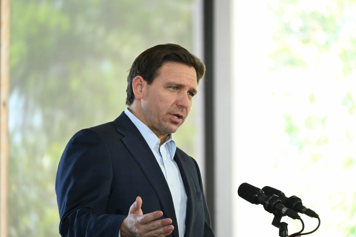 Gov. Ron DeSantis/ Bo0k tour